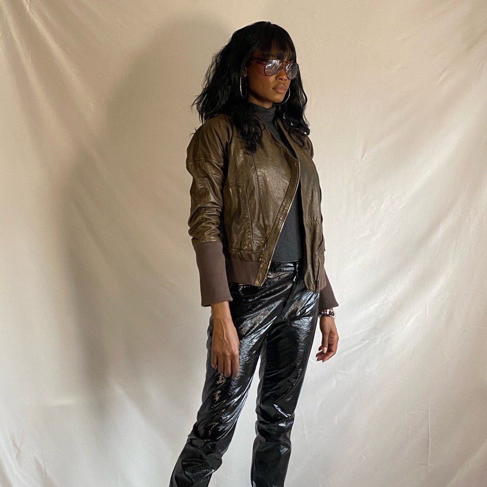 Genuine leather Olive green jacket - Picture 3 of 16